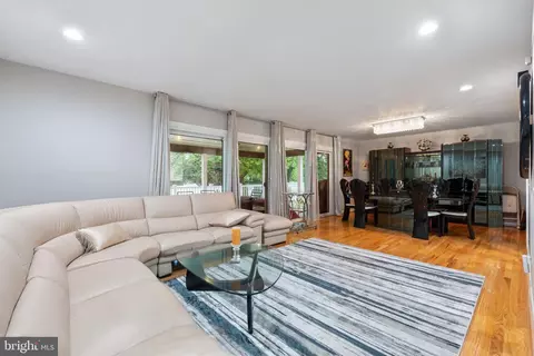 2000 Jolly Rd, Baltimore, MD 21209 photo 5