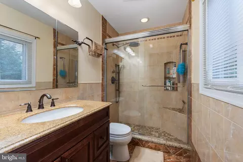 2000 Jolly Rd, Baltimore, MD 21209 photo 24