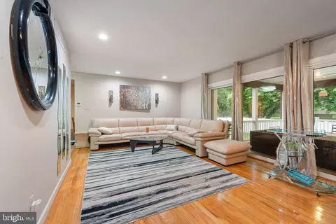 2000 Jolly Rd, Baltimore, MD 21209 photo 6