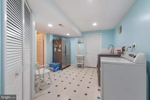 2000 Jolly Rd, Baltimore, MD 21209 photo 34