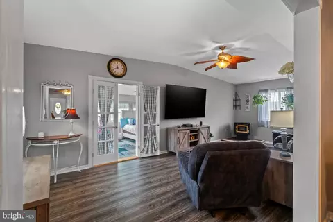 407 Bowleys Quarters Rd, Middle River, MD 21220 photo 13