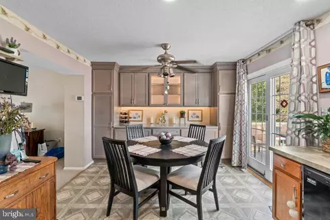 410 Kosoak Rd, Middle River, MD 21220 photo 11