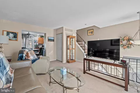 410 Kosoak Rd, Middle River, MD 21220 photo 9