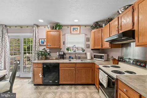 410 Kosoak Rd, Middle River, MD 21220 photo 14