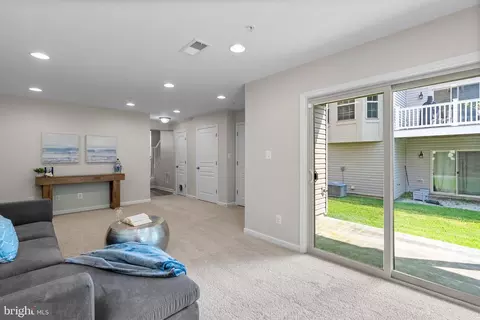 9950 Ravenhurst Rd, Middle River, MD 21220 photo 24