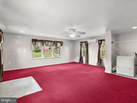 Living - 4229 Soth Ave, Nottingham, MD 21236 photo 10 of 12