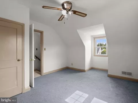 Bedroom - 4229 Soth Ave, Nottingham, MD 21236 photo 4 of 7