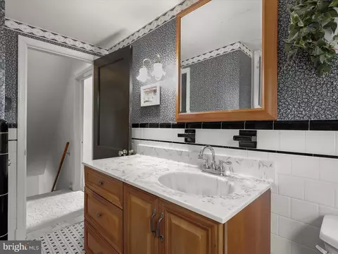 Bath - 4229 Soth Ave, Nottingham, MD 21236 photo 1 of 2