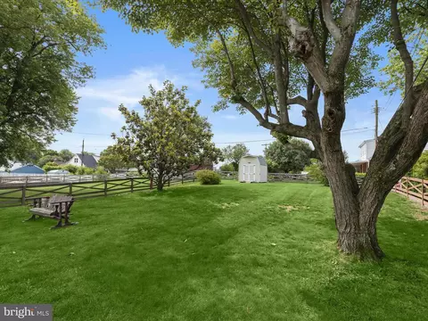 Exterior - 4229 Soth Ave, Nottingham, MD 21236 photo 13 of 15