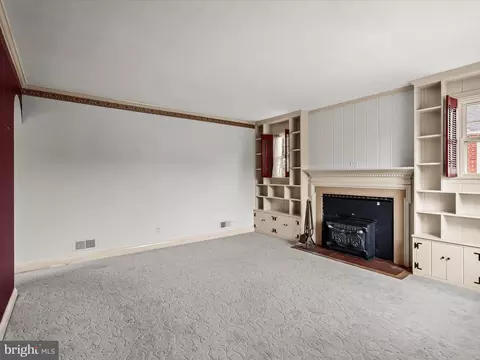 Living - 4229 Soth Ave, Nottingham, MD 21236 photo 5 of 12