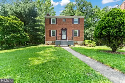 7000 Deerfield Rd, Pikesville, MD 21208