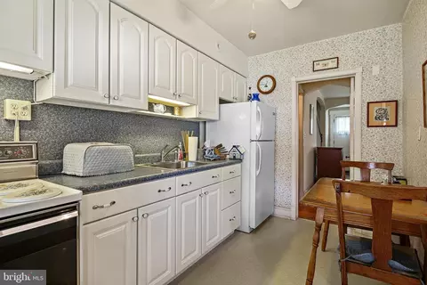 48 Dunkirk Rd, Baltimore, MD 21212 photo 11