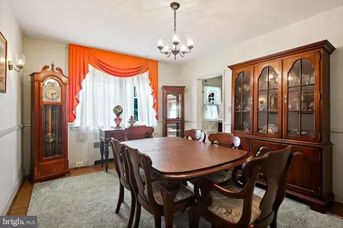 48 Dunkirk Rd, Baltimore, MD 21212 photo 8