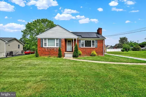 8 W Main Blvd, Lutherville Timonium, MD 21093