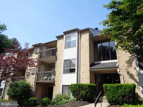 6 Bailiffs Ct #301, Lutherville Timonium, MD 21093