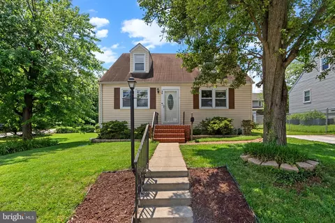 36 Glenwood Ave, Catonsville, MD 21228