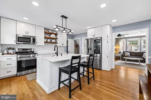 Kitchen - 206 Blenheim Rd, Baltimore, MD 21212 photo 1 of 6