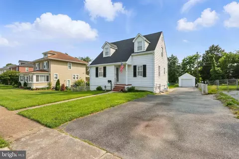 Exterior - 1022 S Beechfield Ave, Baltimore, MD 21229 photo 2 of 7