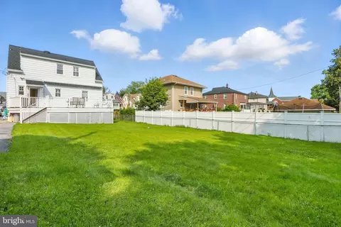 Exterior - 1022 S Beechfield Ave, Baltimore, MD 21229 photo 3 of 7