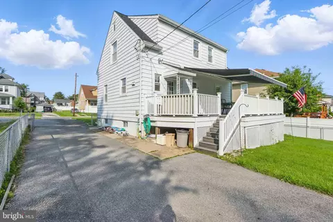 Exterior - 1022 S Beechfield Ave, Baltimore, MD 21229 photo 6 of 7