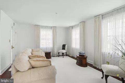 Living - 1022 S Beechfield Ave, Baltimore, MD 21229 photo 1 of 1