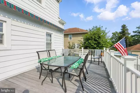 Exterior - 1022 S Beechfield Ave, Baltimore, MD 21229 photo 4 of 7