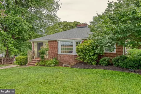 11909 Manor Rd, Glen Arm, MD 21057