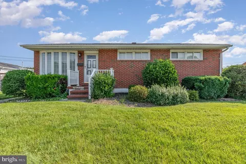 1513 Chapel Hill Dr, Rosedale, MD 21237