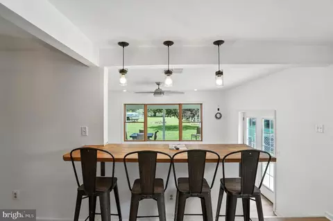 Dining - 984 Seneca Park Rd, Middle River, MD 21220 photo 1 of 1