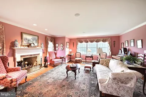 Living - 2700 Stockton Rd, Phoenix, MD 21131 photo 2 of 5