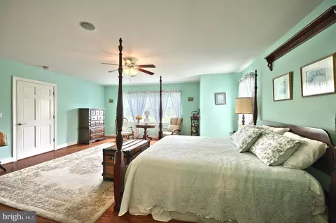 Bedroom - 2700 Stockton Rd, Phoenix, MD 21131 photo 2 of 6