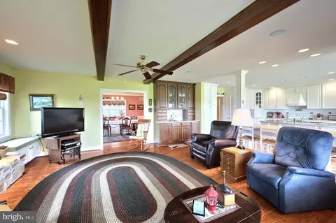 Living - 2700 Stockton Rd, Phoenix, MD 21131 photo 5 of 5