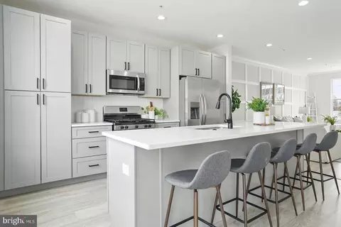 7710 Village Park Dr, Baltimore, MD 21222