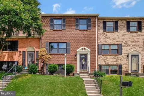 37 Badger Gate Ct, Catonsville, MD 21228