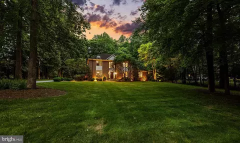 2511 Chestnut Woods Ct, Reisterstown, MD 21136