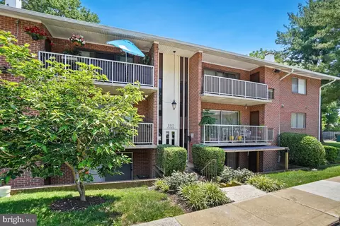 203 Cork Ln #103, Reisterstown, MD 21136