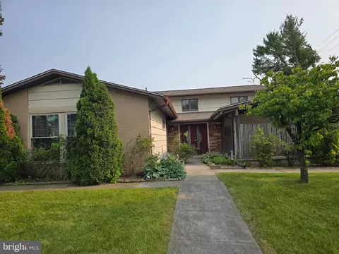 8343 Scotts Level Rd, Pikesville, MD 21208