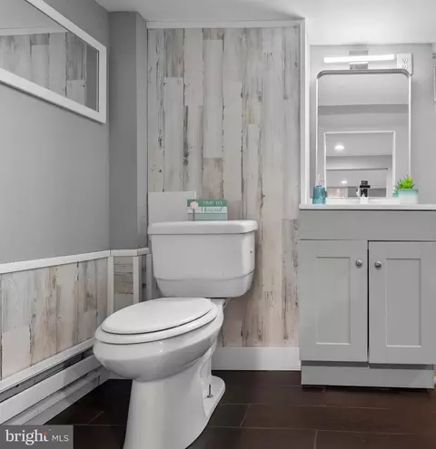 Bath - 3101 Texas Ave, Parkville, MD 21234 photo 4 of 6