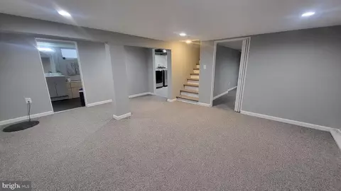 Entry Way - 3101 Texas Ave, Parkville, MD 21234 photo 7 of 9