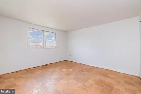 Bedroom - 934 Circle Dr, Halethorpe, MD 21227 photo 1 of 5