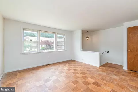 Living - 934 Circle Dr, Halethorpe, MD 21227 photo 1 of 3