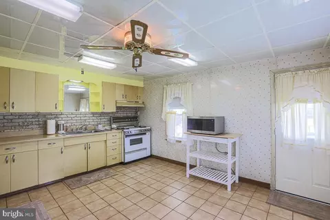 139 Baltimore Ave, Dundalk, MD 21222 photo 15