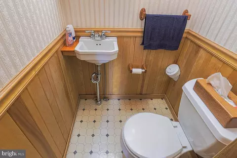 139 Baltimore Ave, Dundalk, MD 21222 photo 18