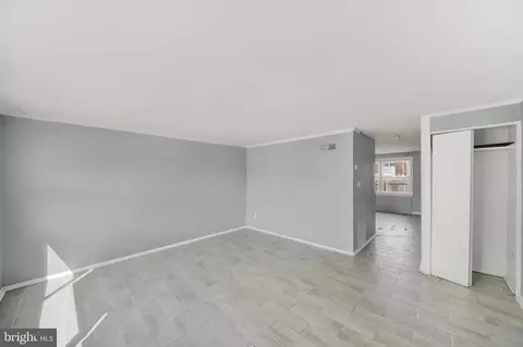 7952 Eastdale Rd, Baltimore, MD 21224