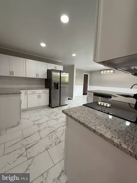 1 Tokay Ct, Randallstown, MD 21133