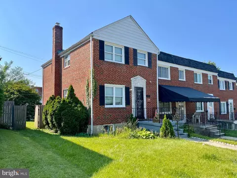 1125 Deanwood Rd, Parkville, MD 21234