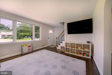 5819 Pine Hill Dr, White Marsh, MD 21162 photo 9