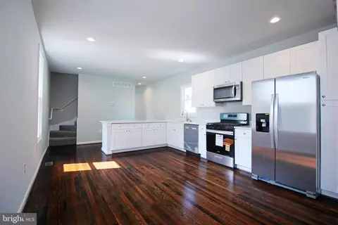 118 2nd Ave, Halethorpe, MD 21227