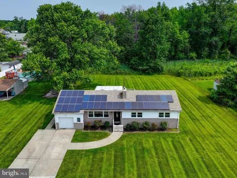 2411 Ruth Ave, Sparrows Point, MD 21219 photo 2