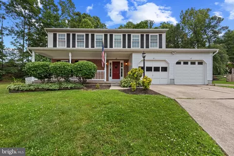 15 Topwood Ct, Parkville, MD 21234